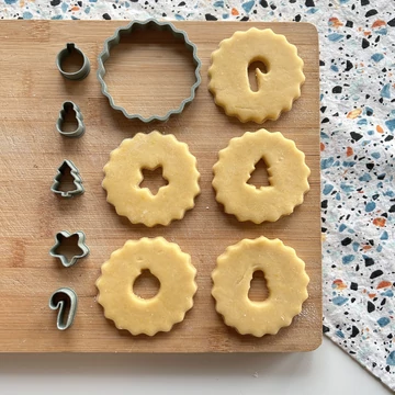 Karácsonyi linzer 3D nyomtatott kiszúrók
