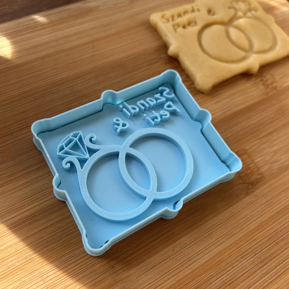 Esküvői (EGYEDI NÉVVEL) 3D nyomtatott sütikiszúró