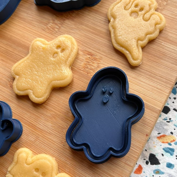 Halloweeni szellemek 3D nyomtatott sütikiszúró